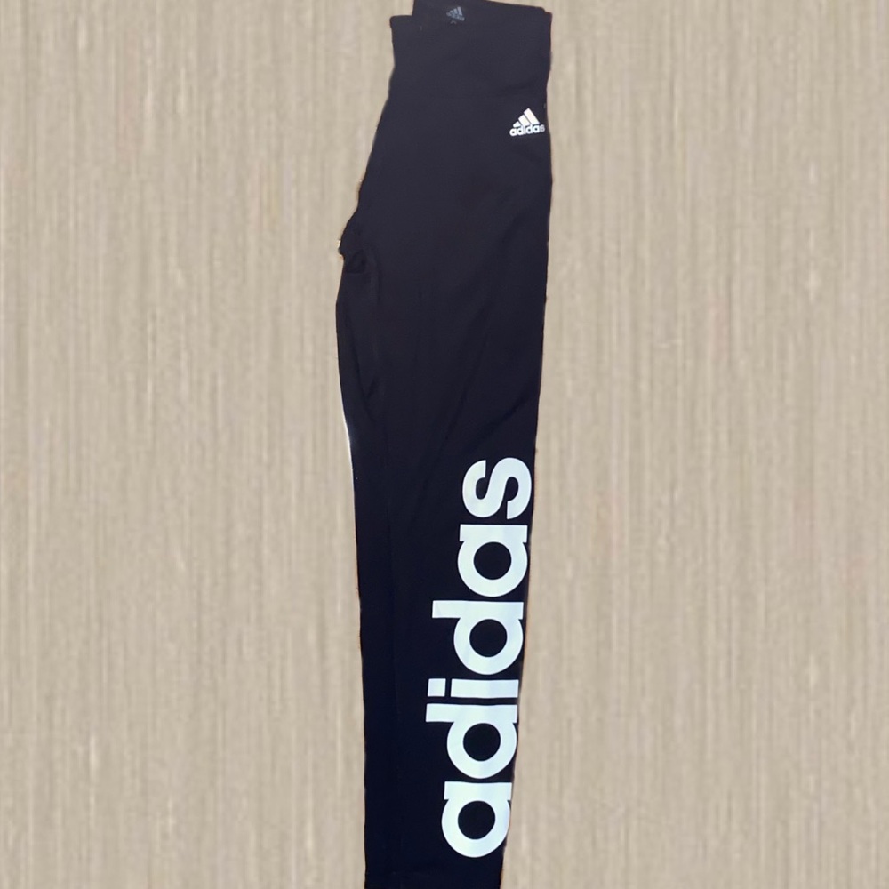 Adidas leggings